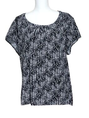 Worthington Woman Stretch Black & White Geometric Dot Print Top